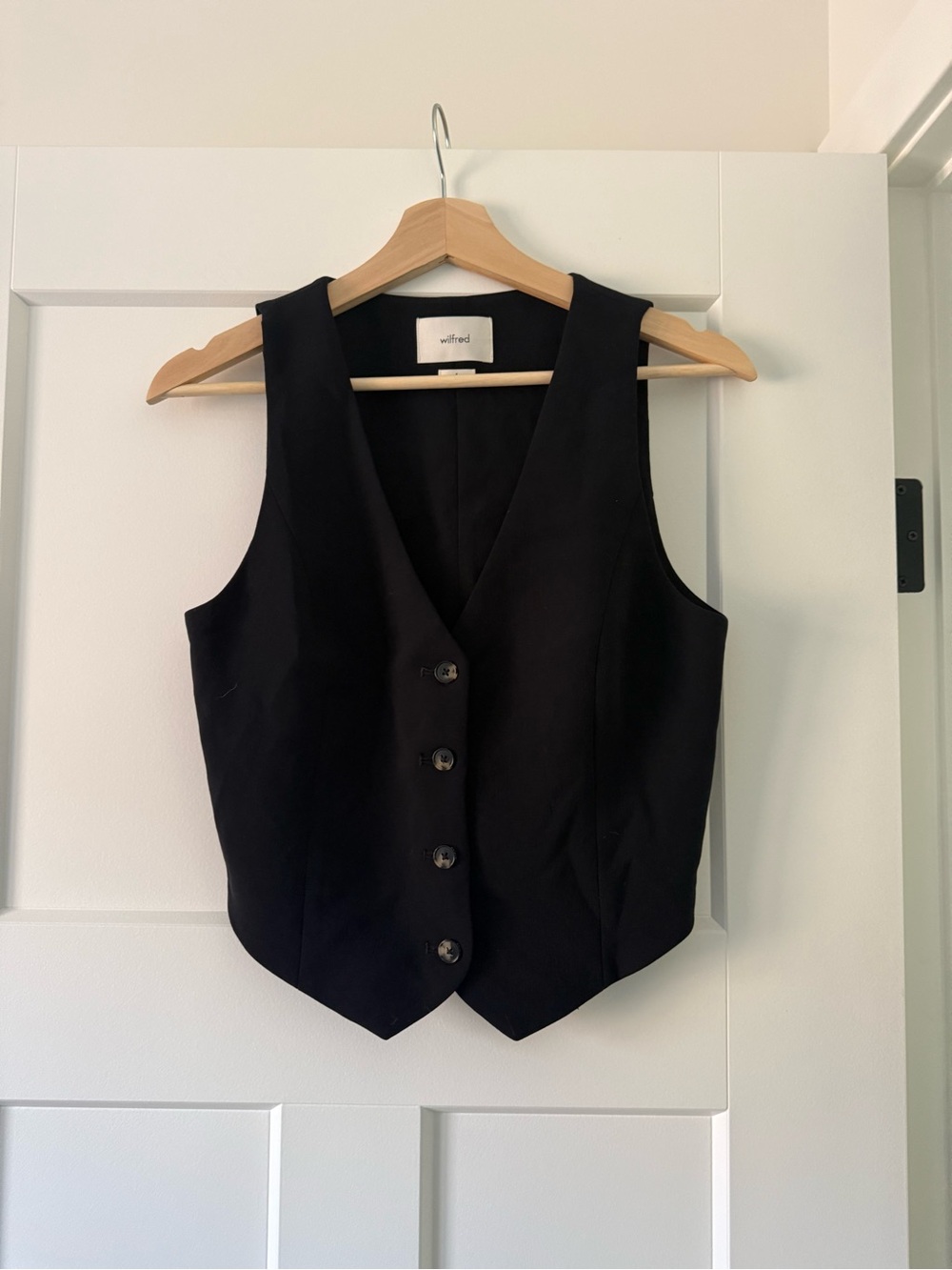 Aritzia Vest - Picture 2 of 3